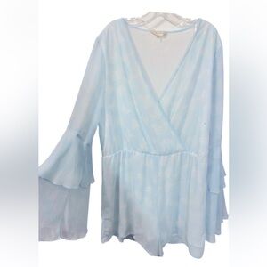 Altar’d State Romper Light Blue Butterfly Print Bell Sleeve V-neck Size Large